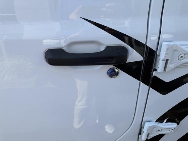 used 2021 Jeep Gladiator car, priced at $27,497