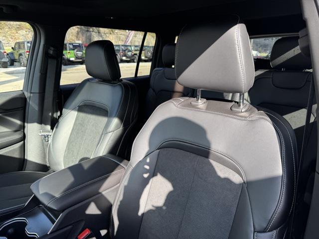 new 2025 Jeep Grand Cherokee L car, priced at $46,830