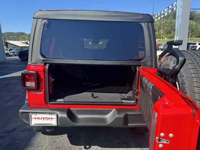 new 2025 Jeep Wrangler car, priced at $45,145