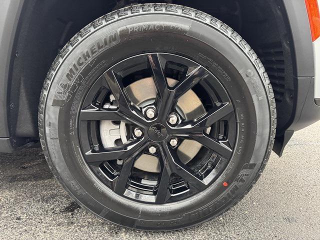 new 2025 Jeep Grand Cherokee L car, priced at $46,080