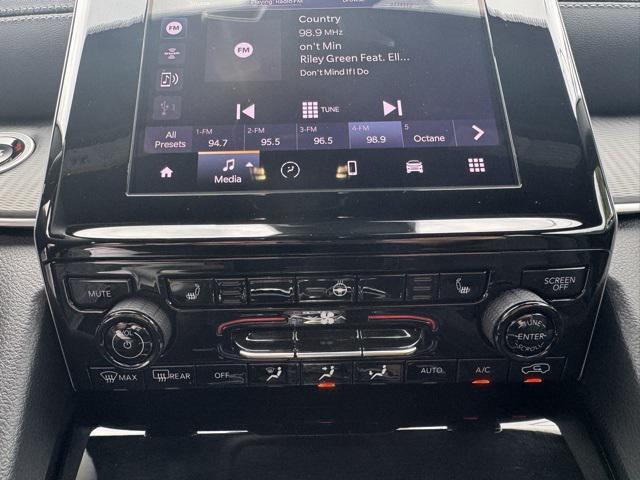 used 2025 Jeep Grand Cherokee car, priced at $35,994