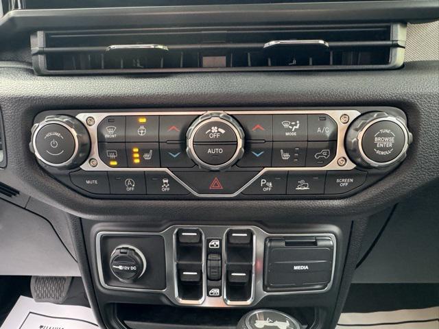 new 2026 Jeep Wrangler car, priced at $52,715