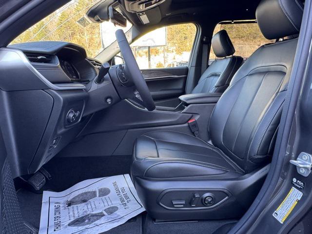 new 2025 Jeep Grand Cherokee L car, priced at $56,005