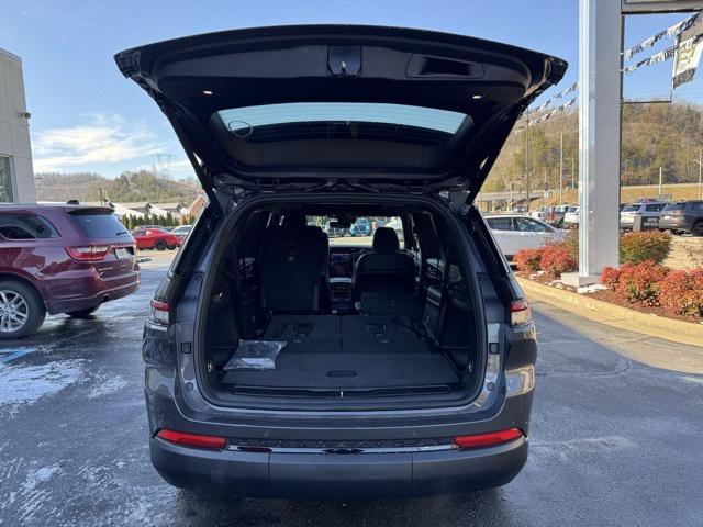 new 2025 Jeep Grand Cherokee L car, priced at $56,005