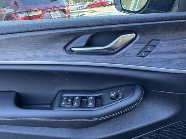 new 2025 Jeep Grand Cherokee L car, priced at $56,005