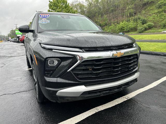 used 2025 Chevrolet TrailBlazer car, priced at $24,951