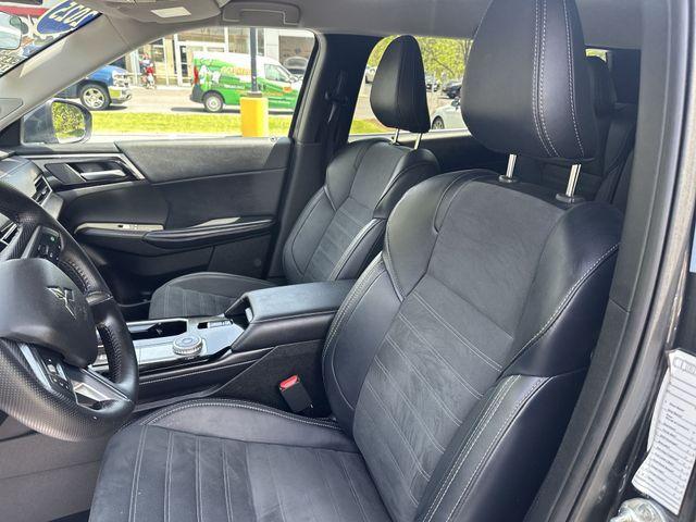 used 2025 Mitsubishi Outlander car, priced at $26,781
