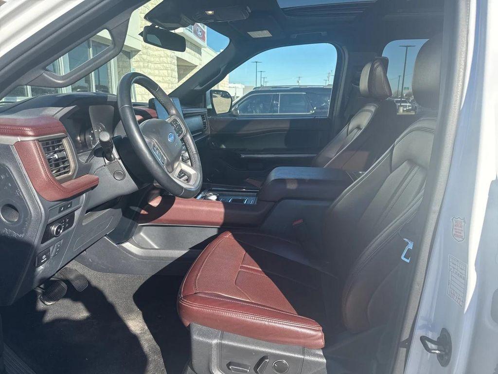 used 2024 Ford Expedition car, priced at $45,999