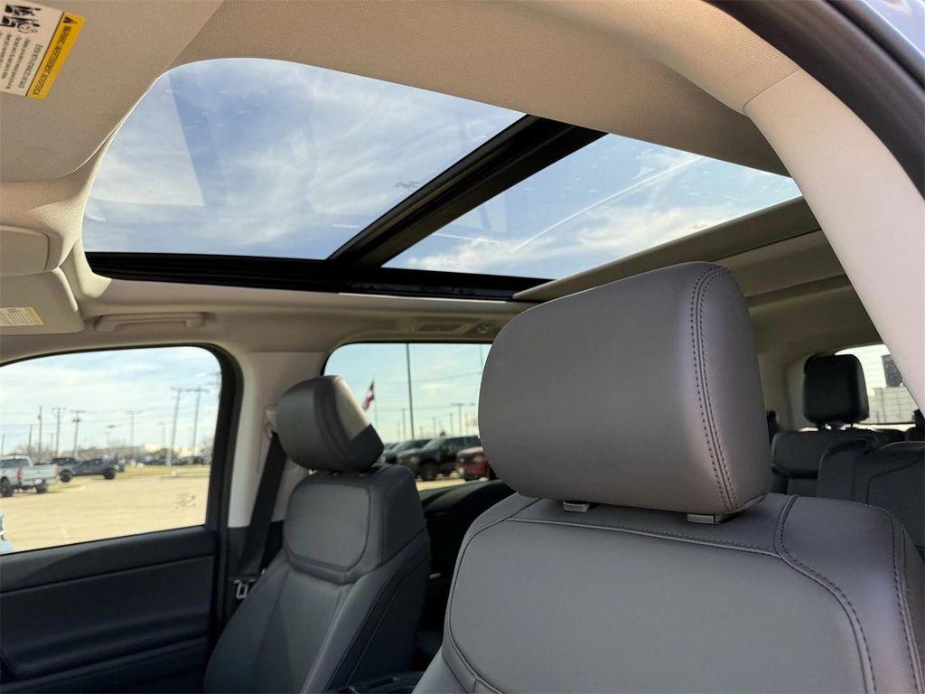 new 2026 Ford Expedition car, priced at $66,302