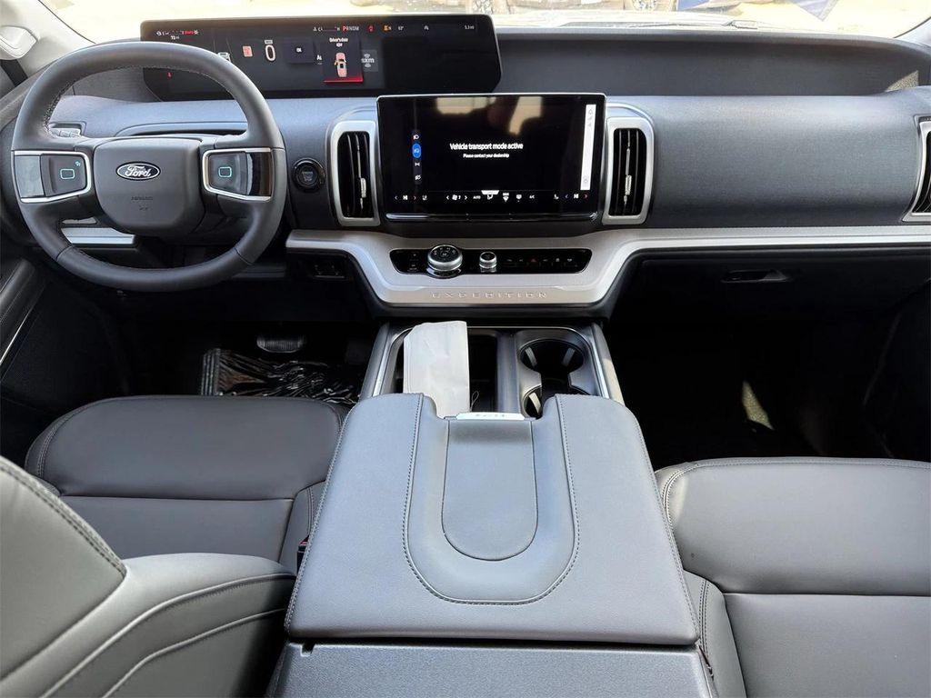 new 2026 Ford Expedition car, priced at $66,302