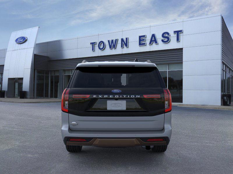 new 2025 Ford Expedition car, priced at $81,236