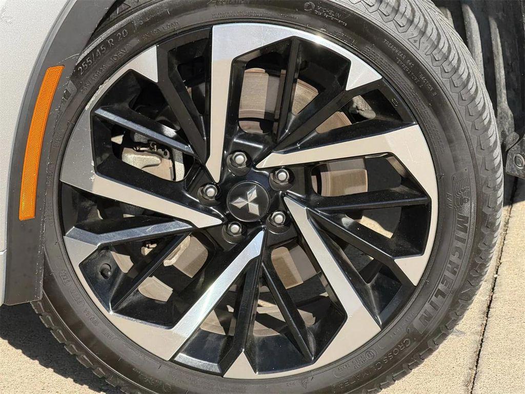 used 2022 Mitsubishi Outlander car, priced at $17,986