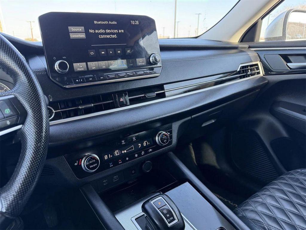 used 2022 Mitsubishi Outlander car, priced at $17,986