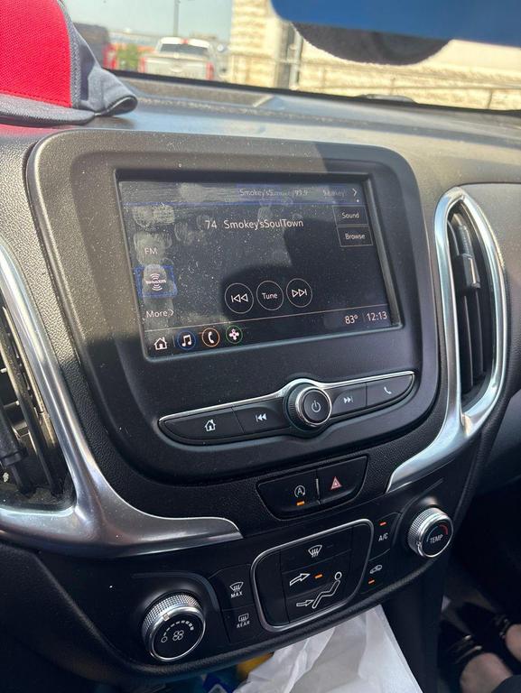 used 2022 Chevrolet Equinox car, priced at $17,403