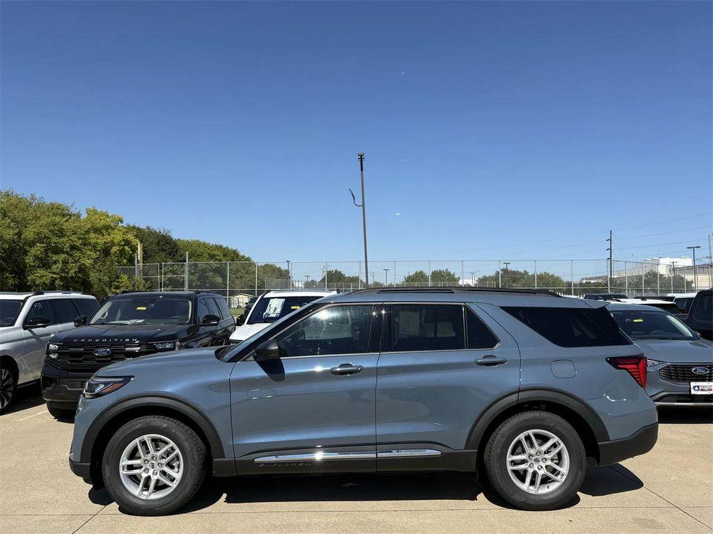 new 2025 Ford Explorer car, priced at $37,056