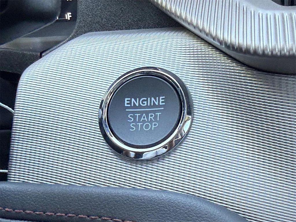 new 2025 Ford Explorer car, priced at $37,056