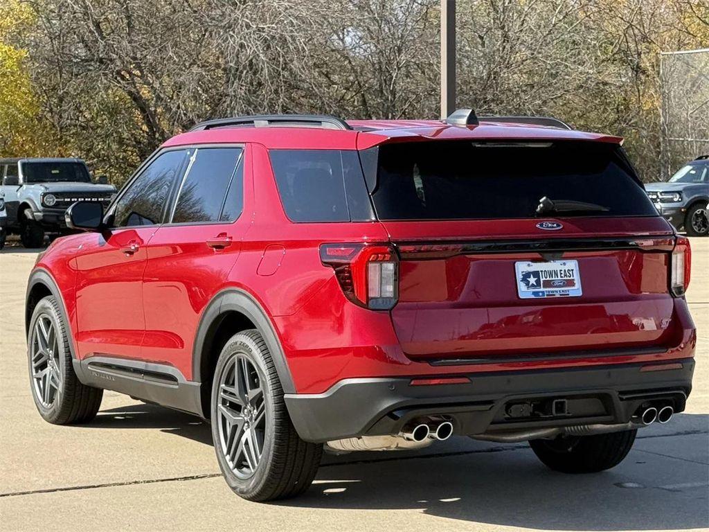 new 2025 Ford Explorer car, priced at $54,927