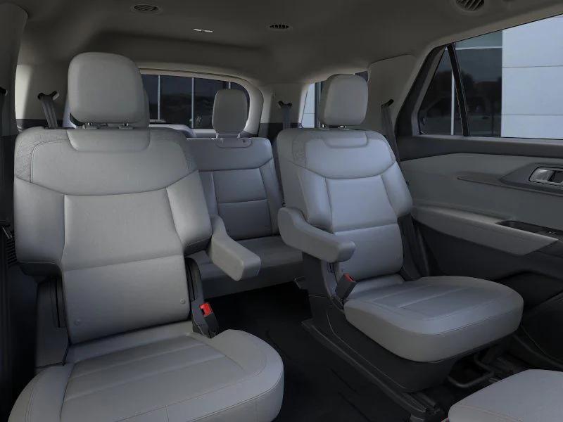 new 2025 Ford Explorer car, priced at $39,364