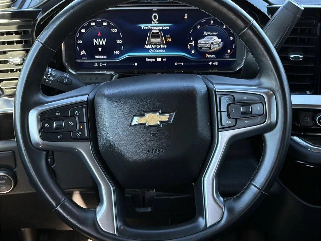 used 2024 Chevrolet Silverado 1500 car, priced at $35,699