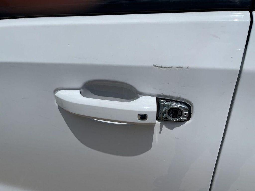 used 2020 GMC Sierra 1500 car, priced at $35,627