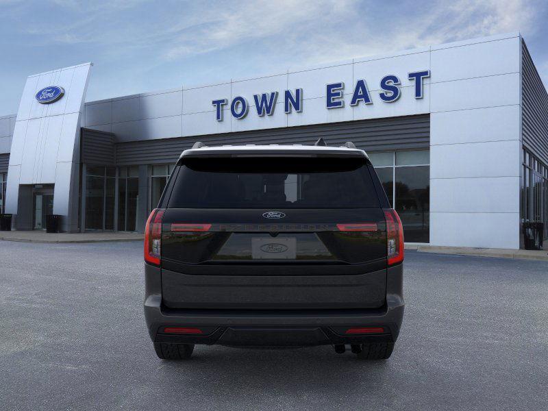 new 2025 Ford Expedition car, priced at $77,739