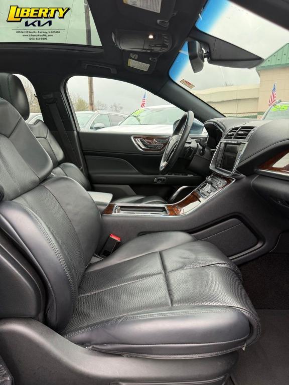 used 2018 Lincoln Continental car, priced at $25,499