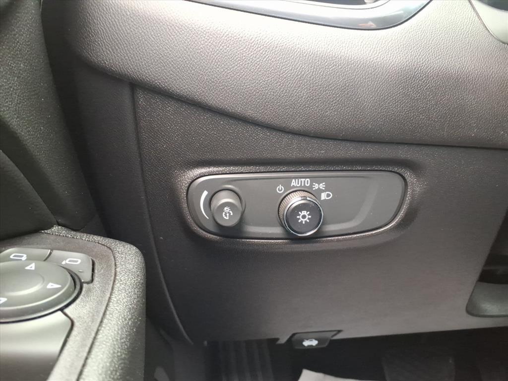 used 2020 Chevrolet Equinox car, priced at $16,975