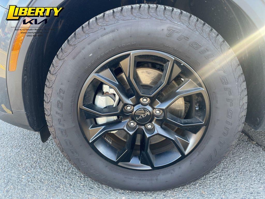 used 2025 Kia Sportage car, priced at $33,990