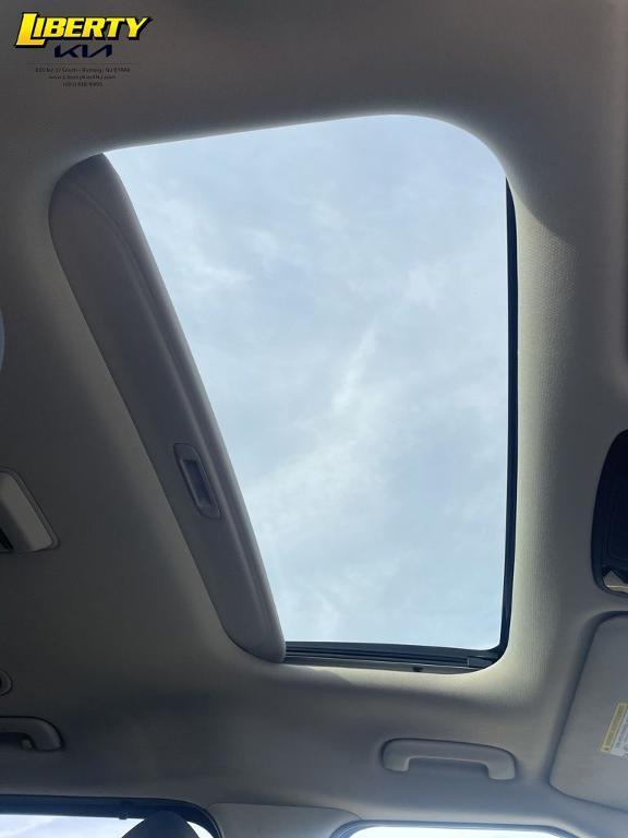 used 2024 Kia Carnival car, priced at $37,999