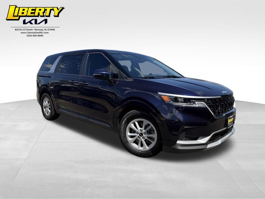 used 2024 Kia Carnival car, priced at $29,574