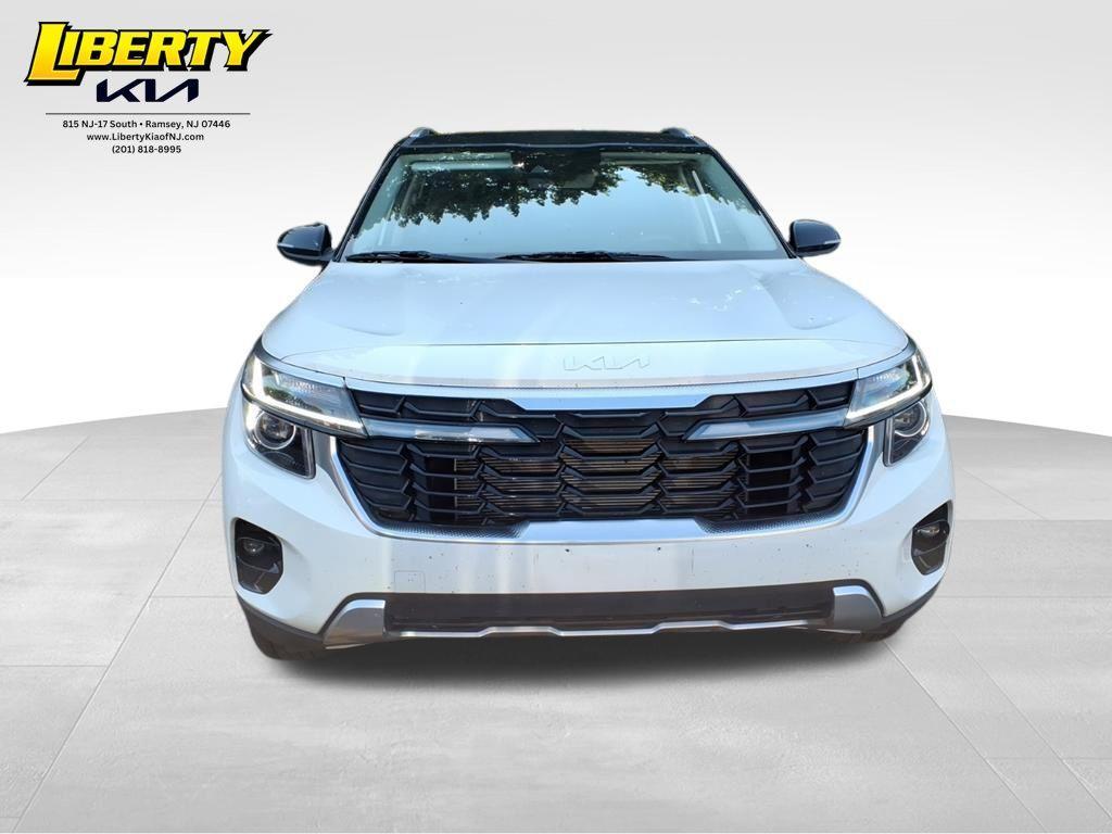 used 2025 Kia Seltos car, priced at $25,999