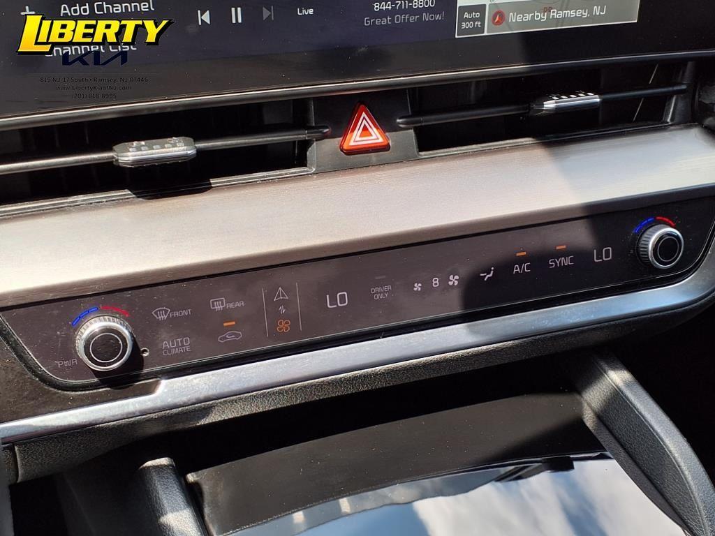 used 2023 Kia Sportage Hybrid car, priced at $24,999