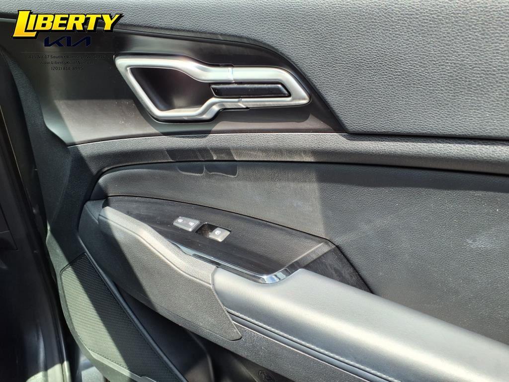 used 2023 Kia Sportage Hybrid car, priced at $24,999