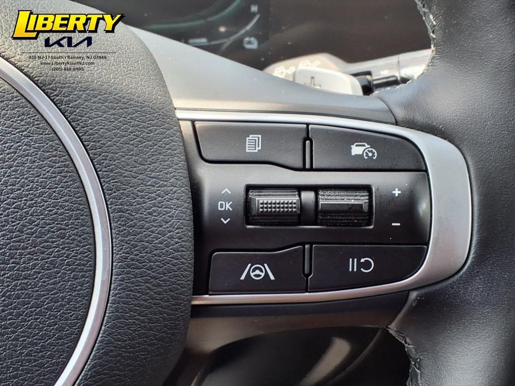 used 2023 Kia Sportage Hybrid car, priced at $24,999