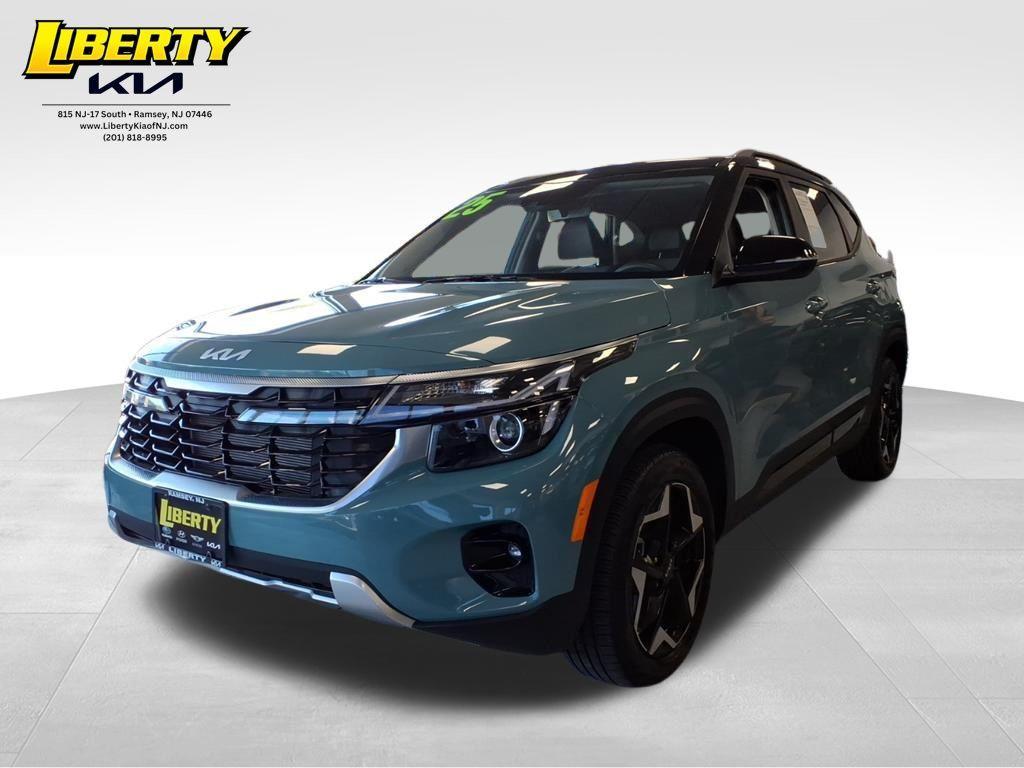 used 2025 Kia Seltos car, priced at $25,998