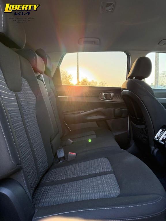 used 2022 Kia Sorento car, priced at $21,487