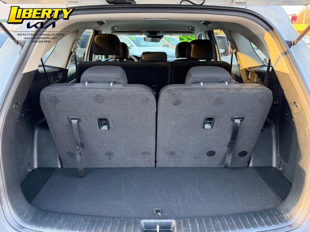 used 2022 Kia Sorento car, priced at $21,487