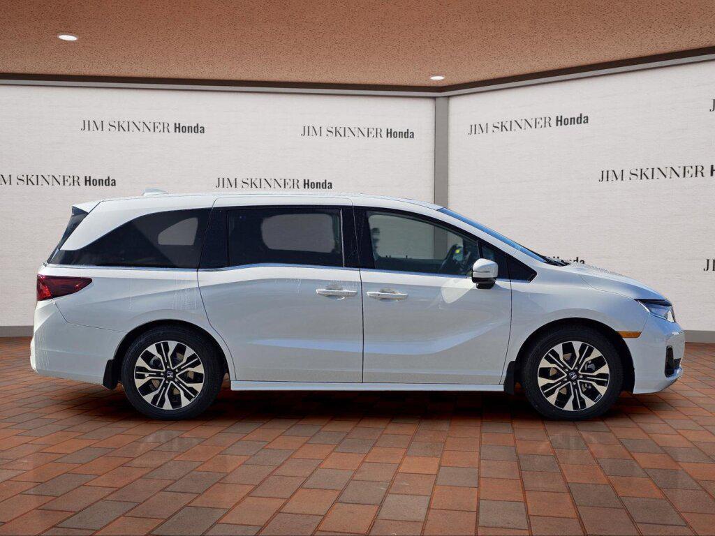 new 2026 Honda Odyssey car, priced at $54,542
