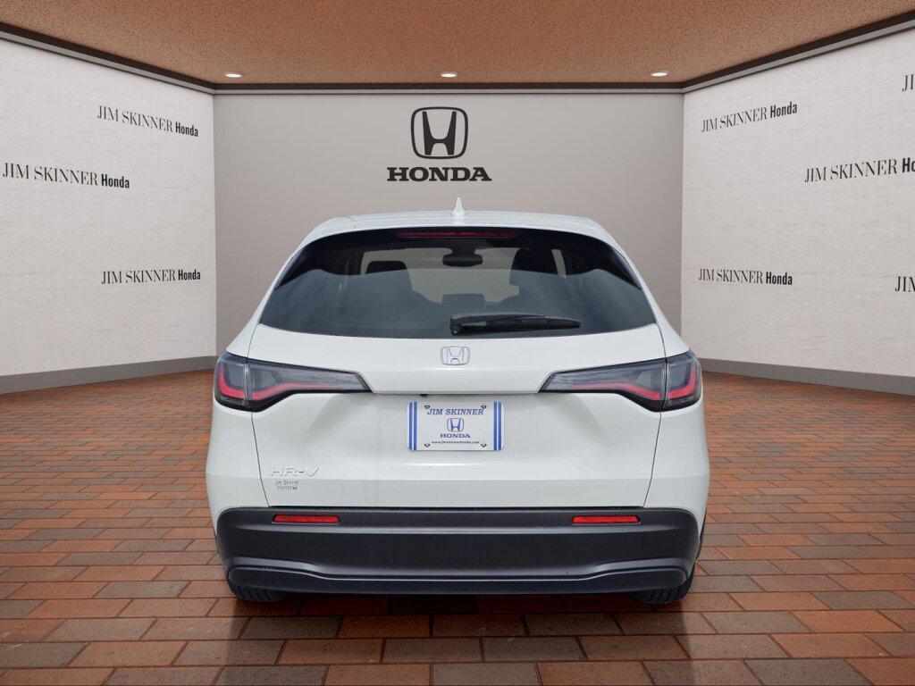 new 2027 Honda HR-V car, priced at $29,103