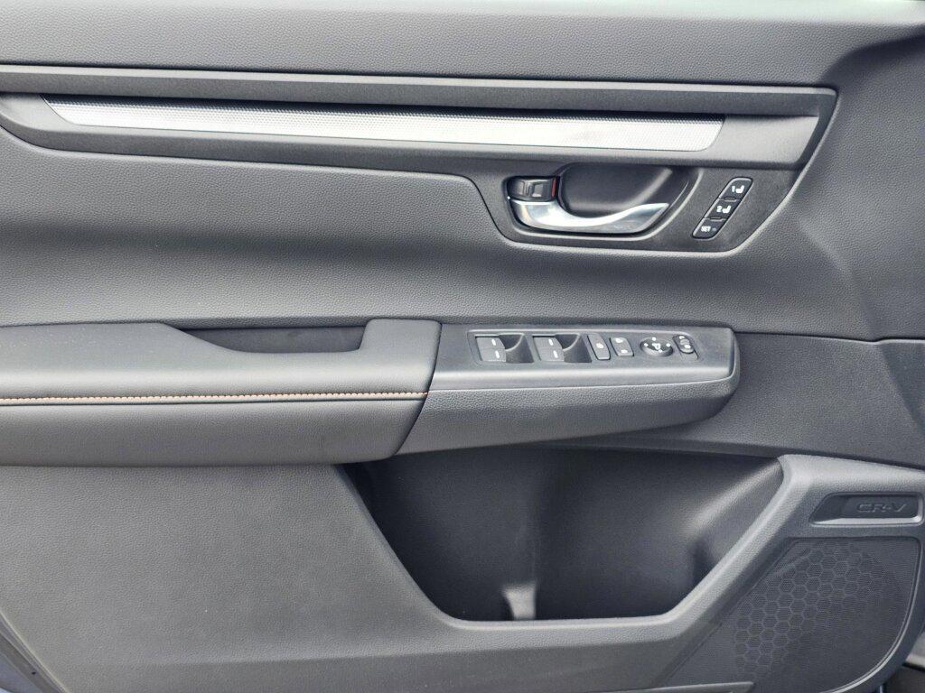 new 2026 Honda CR-V Hybrid car, priced at $42,572