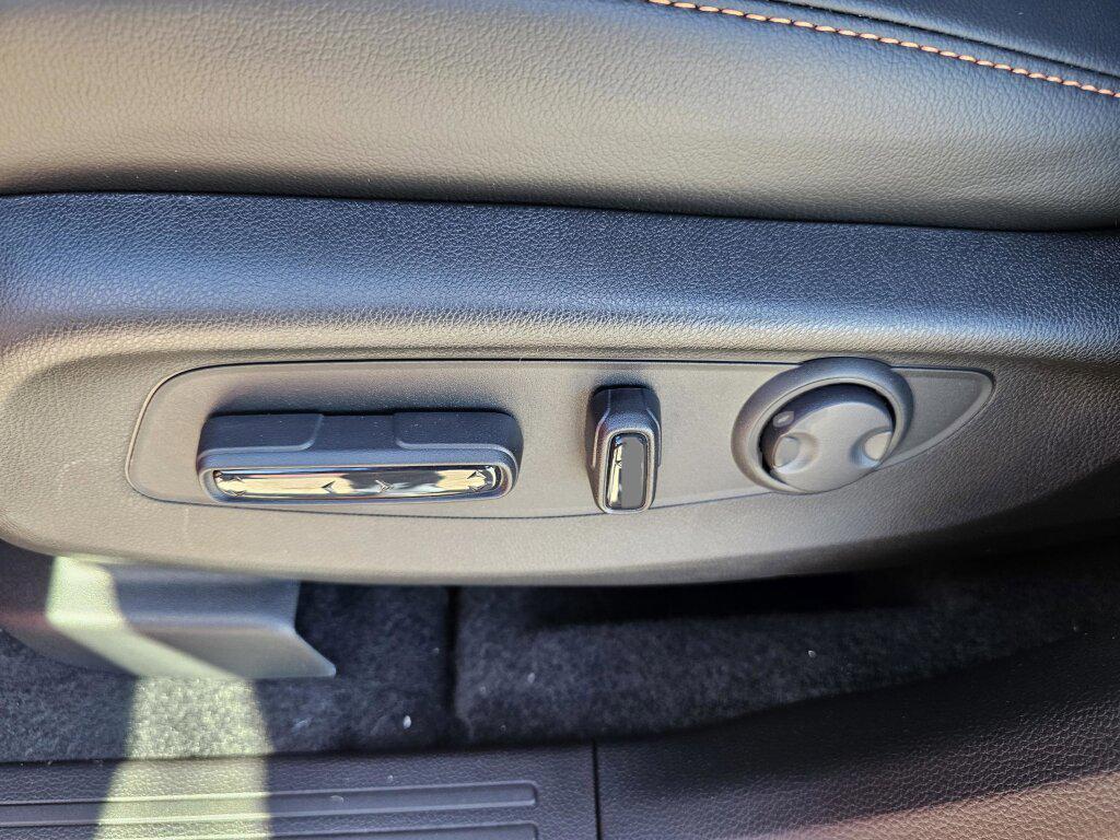 new 2026 Honda CR-V Hybrid car, priced at $41,527