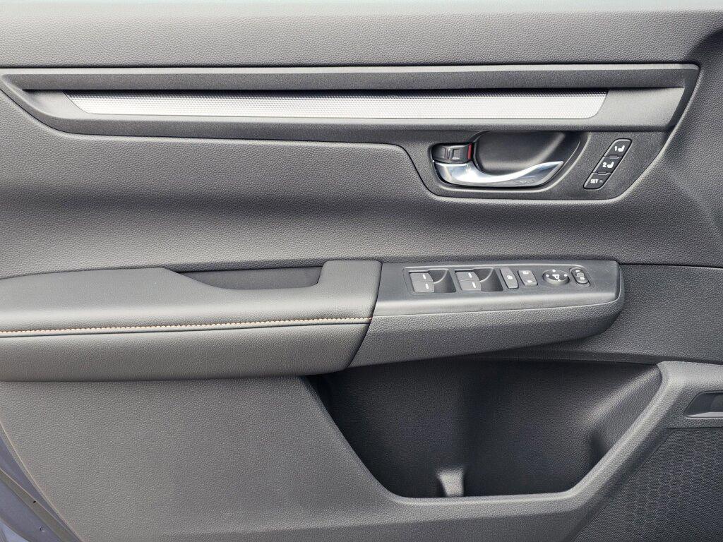 new 2026 Honda CR-V Hybrid car, priced at $42,572