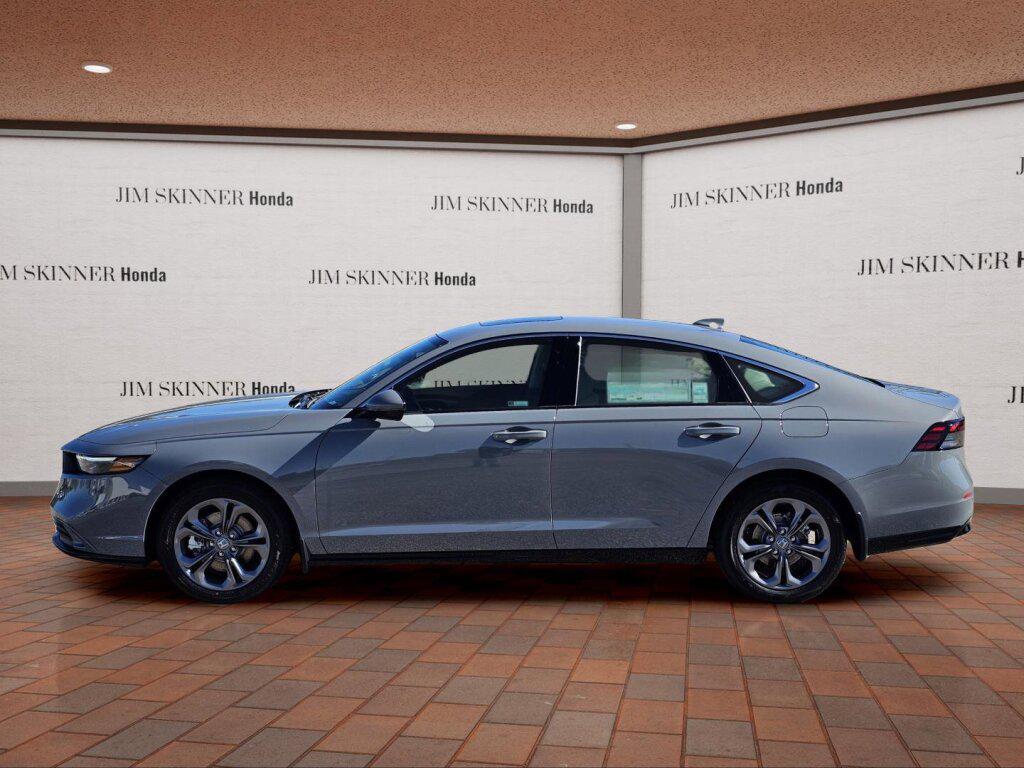 new 2025 Honda Accord Hybrid car, priced at $37,188