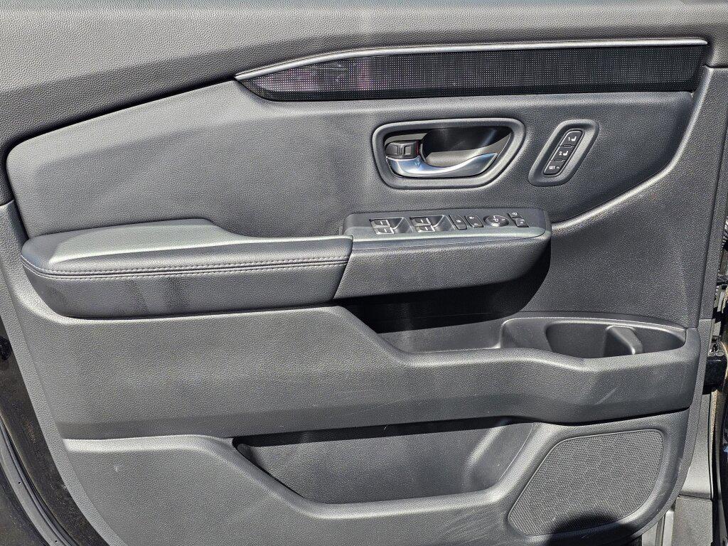 used 2024 Honda Pilot car, priced at $46,990