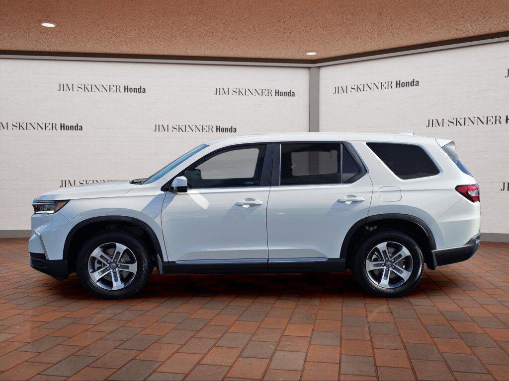 new 2025 Honda Pilot car, priced at $48,103