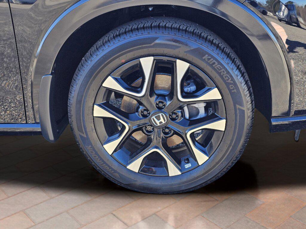 new 2026 Honda HR-V car, priced at $32,098