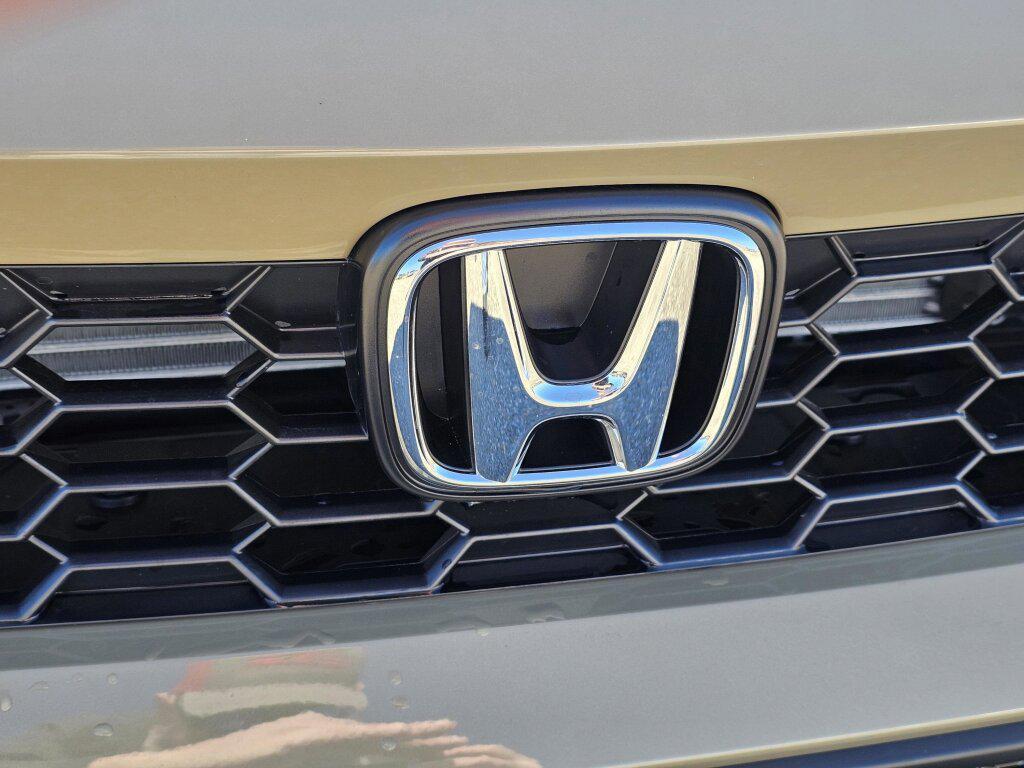 new 2026 Honda Civic Hybrid car, priced at $32,843