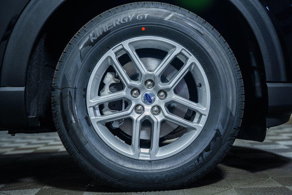 new 2026 Ford Explorer car, priced at $39,499