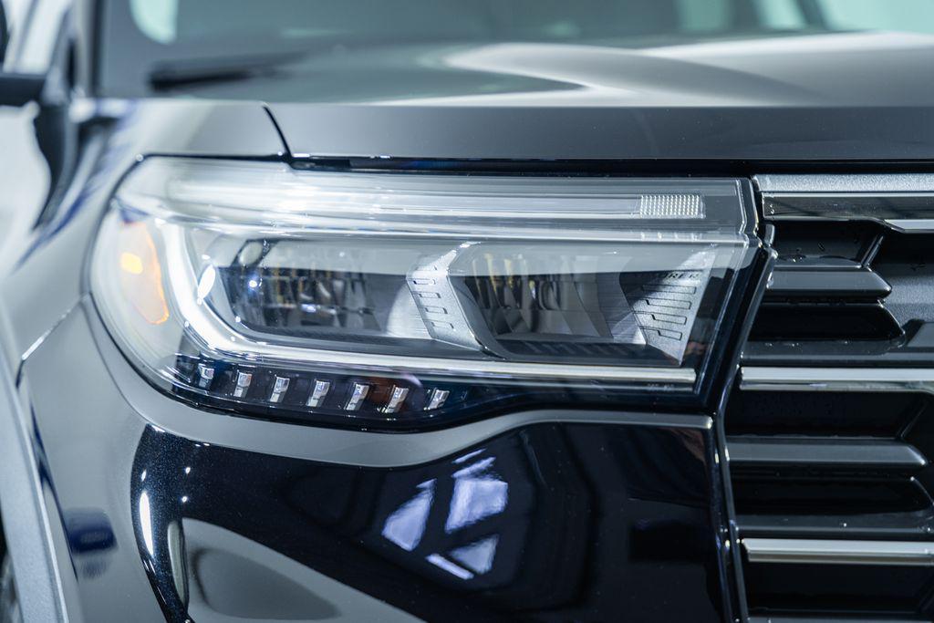 new 2026 Ford Explorer car, priced at $39,499