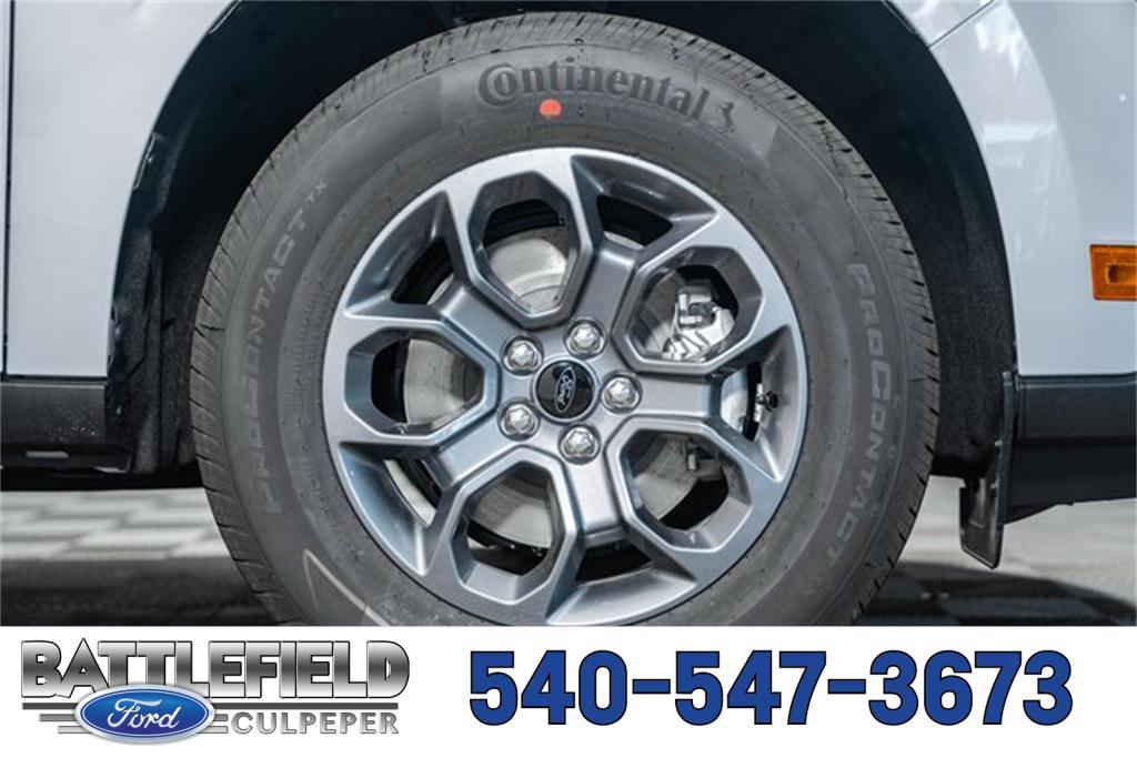 new 2025 Ford Maverick car, priced at $30,700